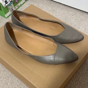Chic Gray Women's Loafers